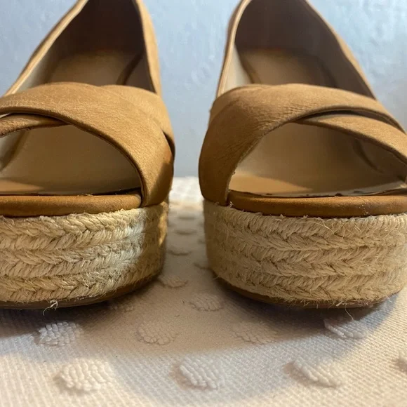 VINCE CAMUTO Womens Taryn Nubuck Jute Peeptoe Wedge - Picture 3 of 16